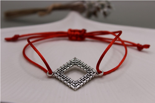Ochranný náramek Kabbalah.
