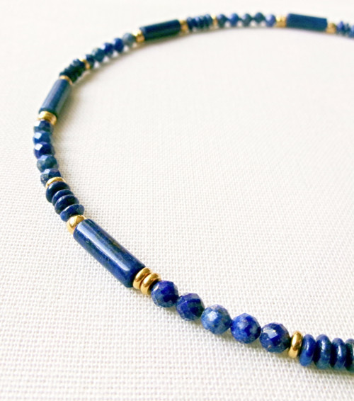 Náhrdelník z lapisu lazuli