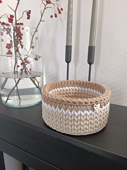 HÁČKOVANÝ KOŠÍK — foto 1