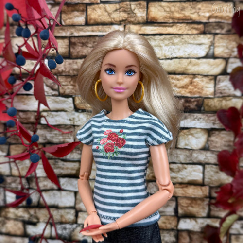 Pivoňky - tričko pro Barbie, šedé proužky