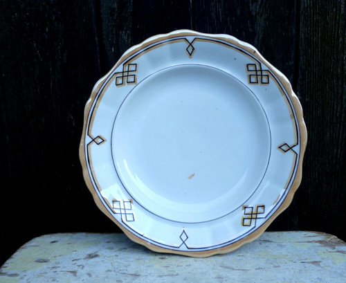 Starožitný ručně zdobený talíř, Art Deco