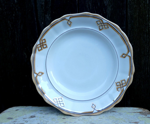 Starožitný ručně zdobený talíř, Art Deco