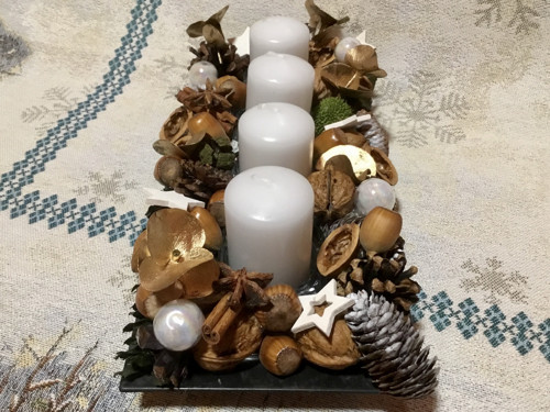 Adventní svícen do bílé — foto 1