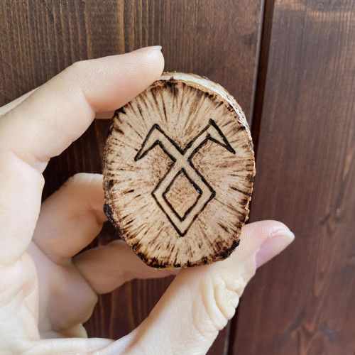 Magnet vikingský symbol síla zakořenění a ochrany