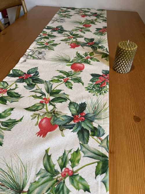 Luxusní vánoce-ubrus 240/40