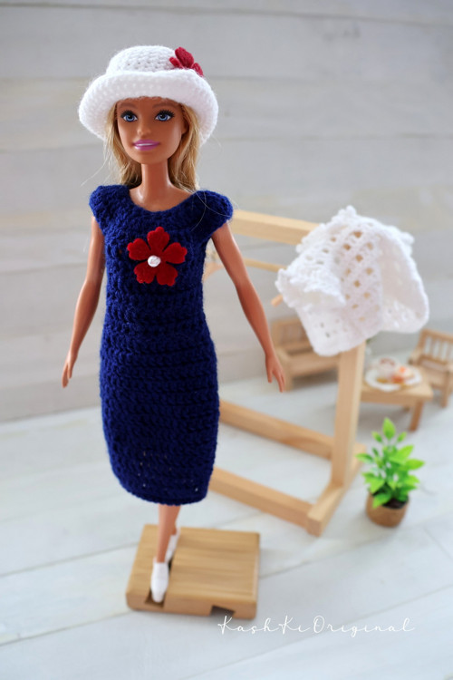 Háčkované oblečky pro panenku Barbie