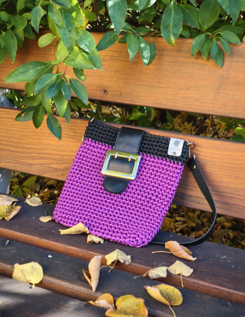 Háčkovaná kabelka