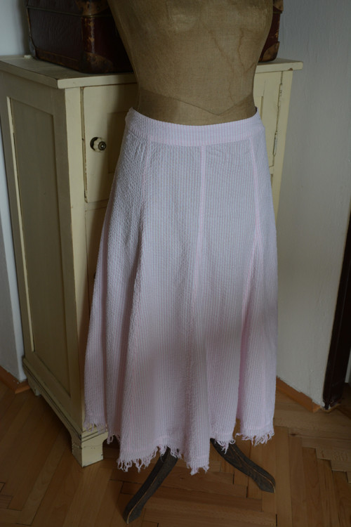 Cotton, nádherná krepová sukně, vel. 44, jako nová