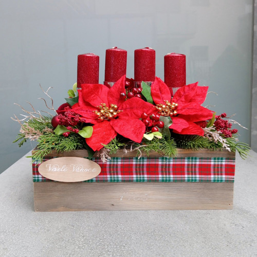Luxusní vánoční adventní věnec Red poinsetia