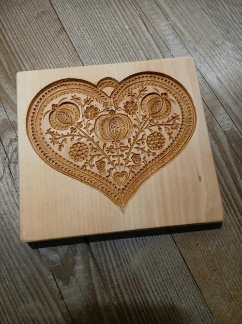 Dřevěná forma srdícko 15x12cm