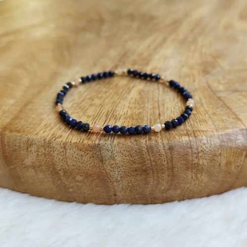 Náramek z minerálu Lapis Lazuli a Sluneční kámen