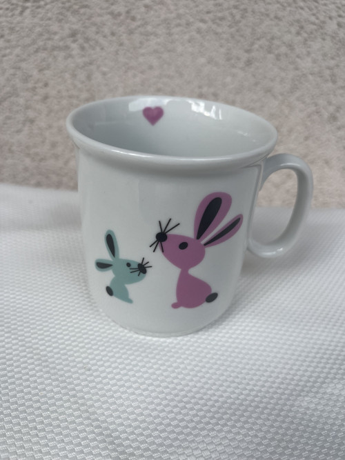 Dětský, porcelánový hrnek -Zajíčkové barevní