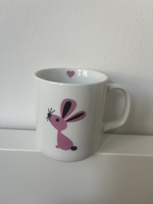 Dětský, porcelánový hrnek Zajíci- růžoví