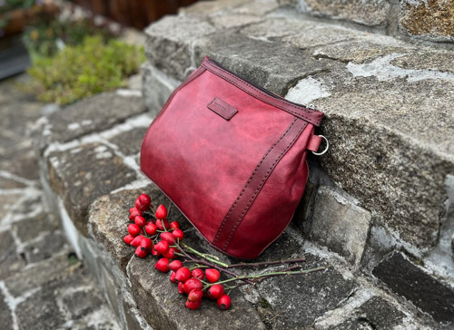 ELOISE kožená elegantní ručně šitá kabelka