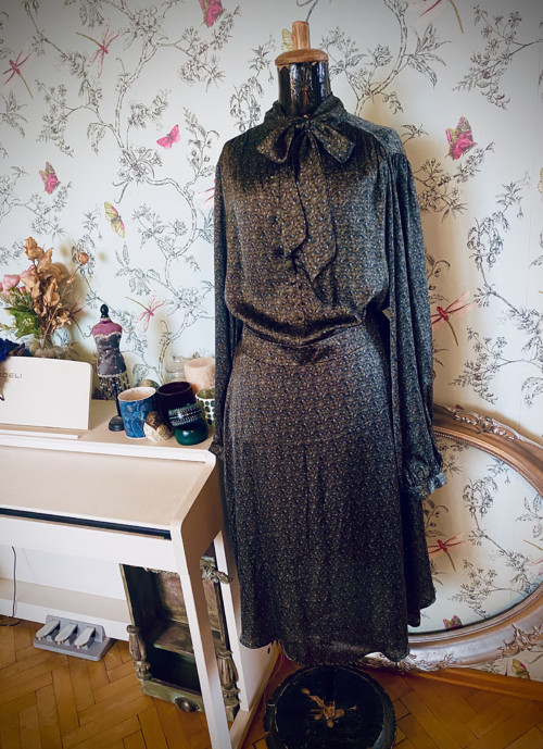 Šaty prvorepubliková elegance — foto 1