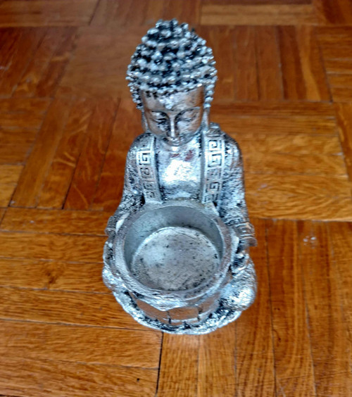 Stříborný budha pro svíčku