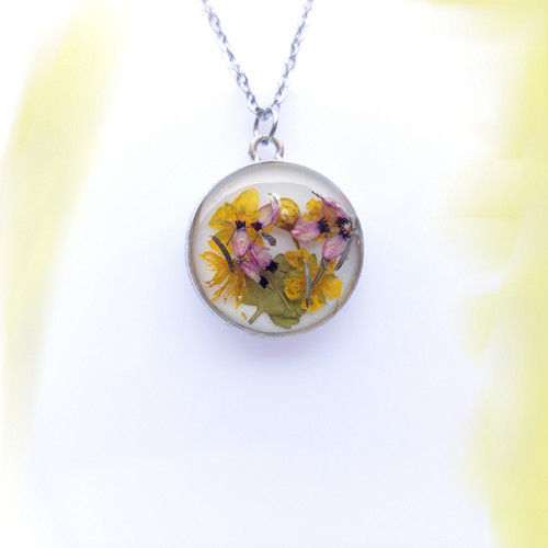 Meadow flowers /25188/
