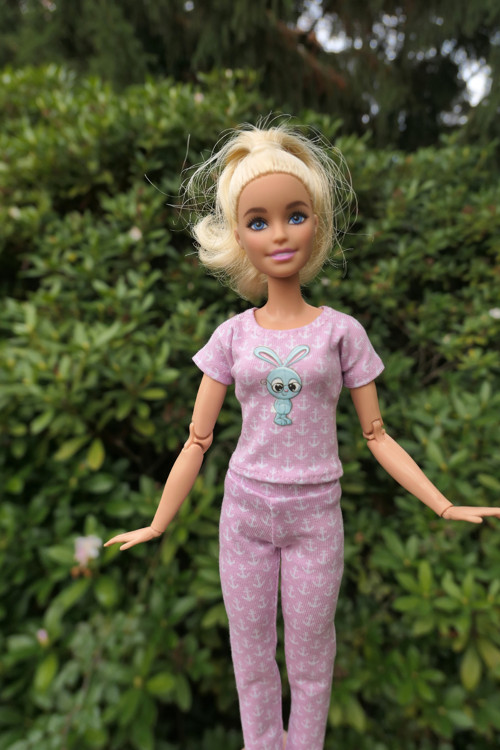 Barbie - pyžamko s králíčkem — foto 1