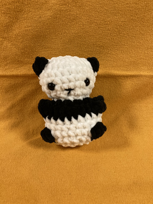 Háčkovaná panda