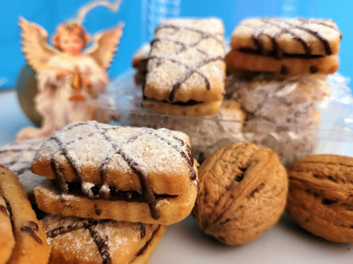 Ořechové kartičky s povidly 200 g