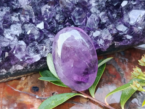 Ametyst kabošon 2,5 x 1,8 cm