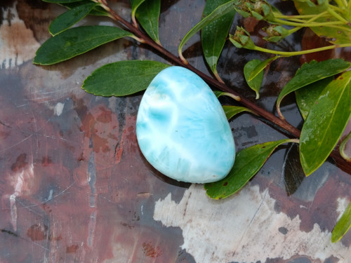 Larimar kabošon 2,1 x 1,5 cm