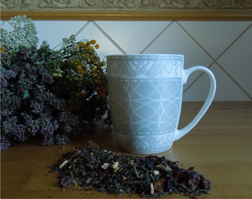 Pěkný porcelánový snídaňový hrnek