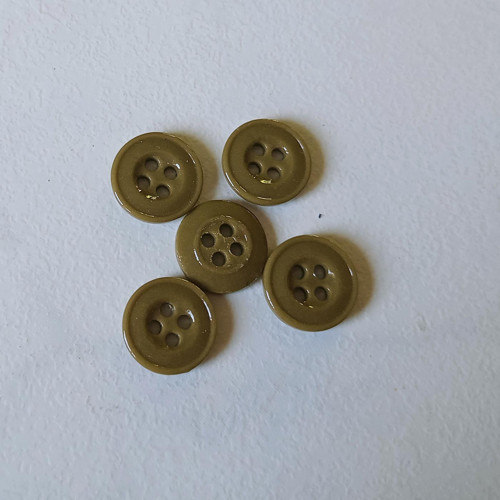 Knoflík hnědozelený č.87