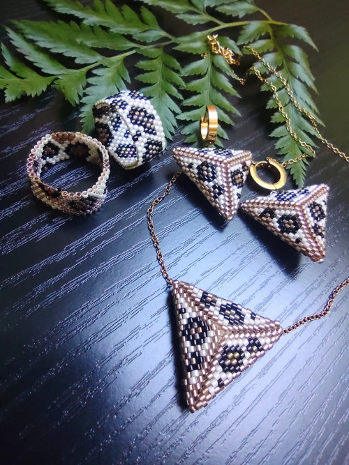 Náušnice Triangle leopard — foto 1