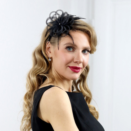 Chiara - fascinátor s krystaly a peřím, černá