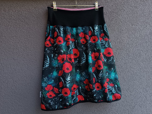 Poppies ... suknička M (funkční, hřejivá)