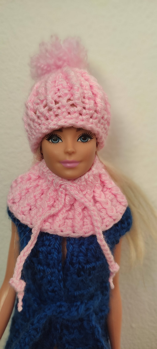 Čepice s nákrčníkem pro Barbie
