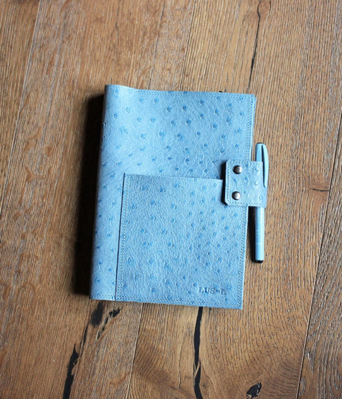 Kožený obal na knihu/diár/tablet A5 Blue-Dots