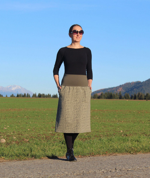 Khaki midi rovná sukňa veľ. M-L