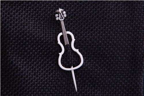 Stříbrná brož violoncello