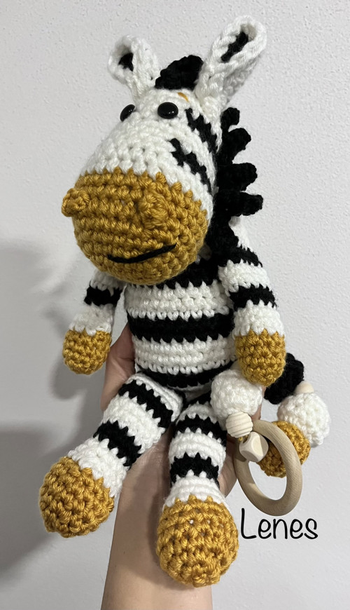 Háčkovaná zebra + kousátko