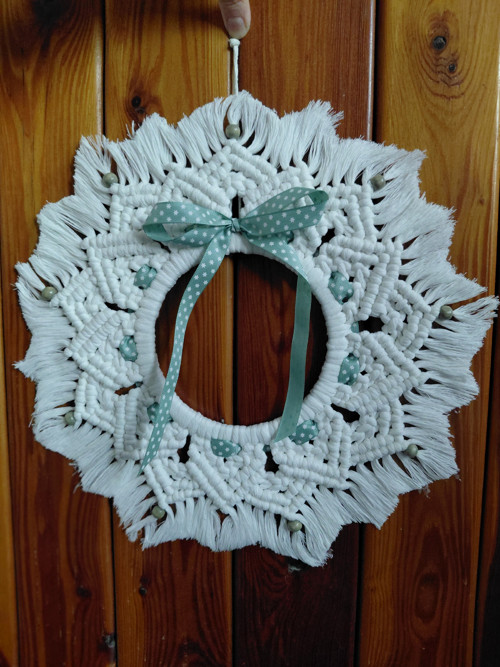 Vánoční macramé věnec na dveře 34cm