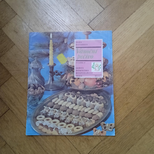 Sešitek Vánoční pečivo z r. 1986