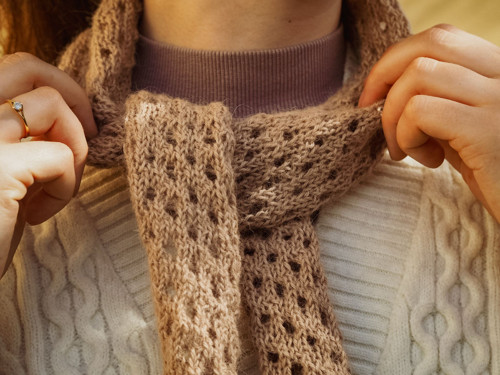 Victoria Scarf - ručně pletený šátek
