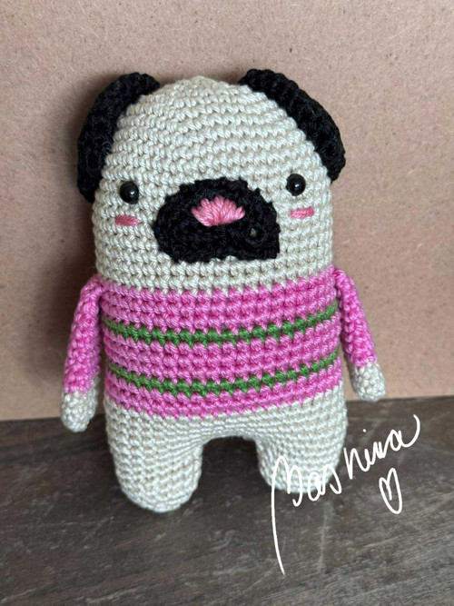 Háčkovaný mops 010 — foto 1