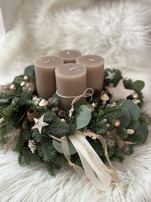 Adventní věnec latte