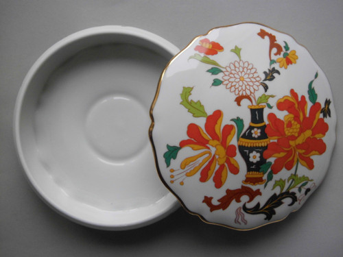 Japonská dóza (porcelán Limoges, Francie)