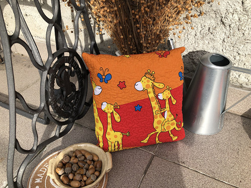 Dětský povlak s žirafou 32x30 cm