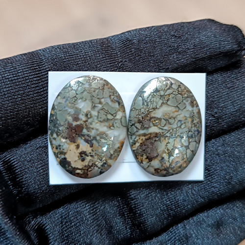 Pyrit v hornině, ID 5297, 24x18 mm
