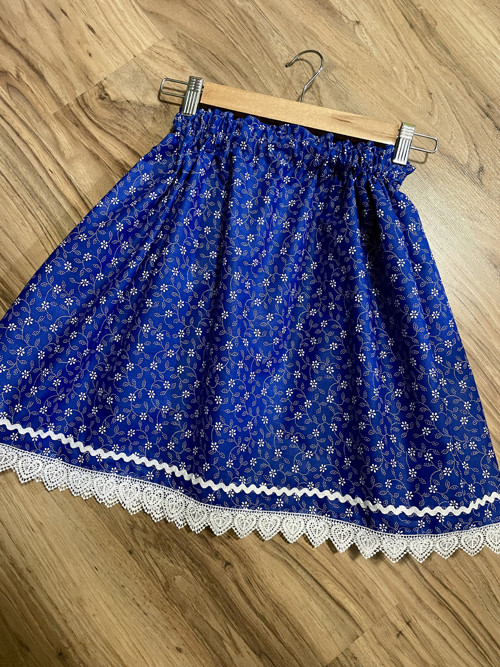 Dívčí folklorní sukýnka ️ — foto 1