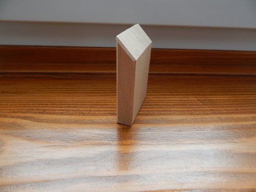 Domeček dřevěný buk skosený 7 x 5 cm, sada 2 ks