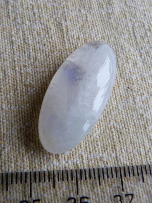 Měsíční kámen pravý - 3 cm (MKP6)