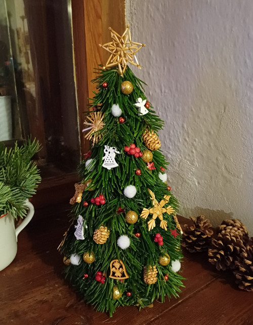 Stromeček se světýlky — foto 1