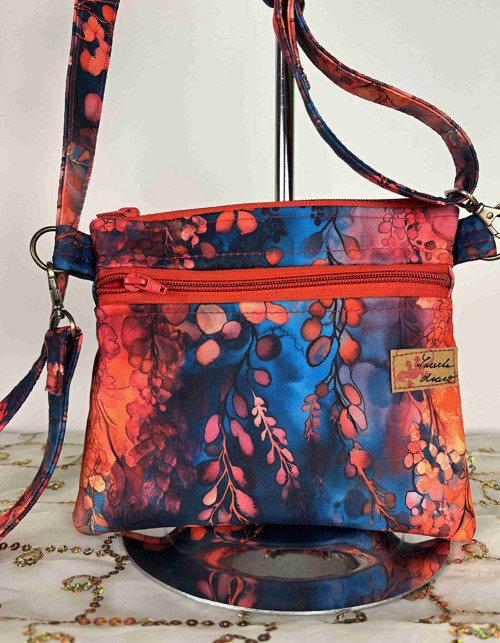 Malá kabelka crossbody modrá červená oranžová