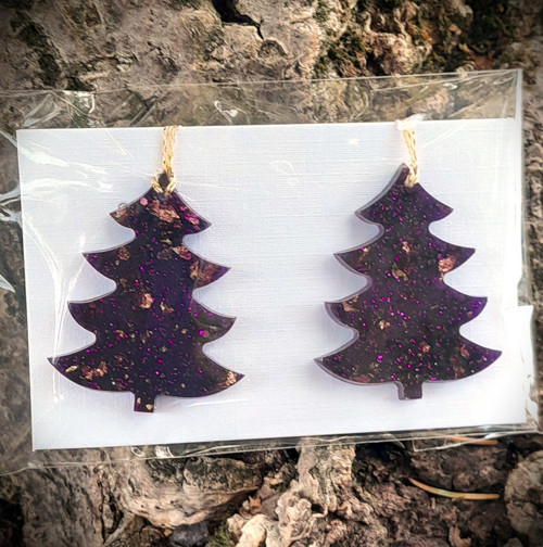 Vánoční ozdobičky temně fialové